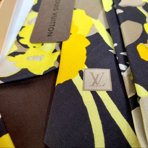 🌴VIBRANT🌴🆕🌼💯🔥LOUIS VUITTON LIMITED BLK YELLOW FLORAL VIBES MOTIF TIE🔥 - Picture 15 of 17